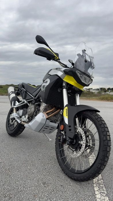 Aprilia Tuareg  660 Acid Gold