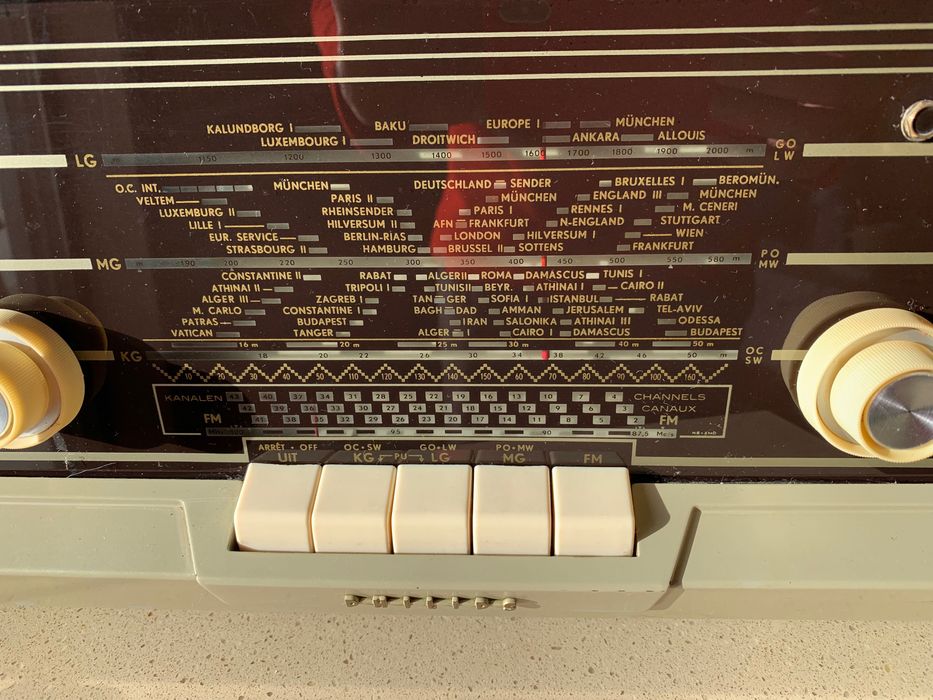 Rádio antigo Philips 100% Fm / Am /Sw