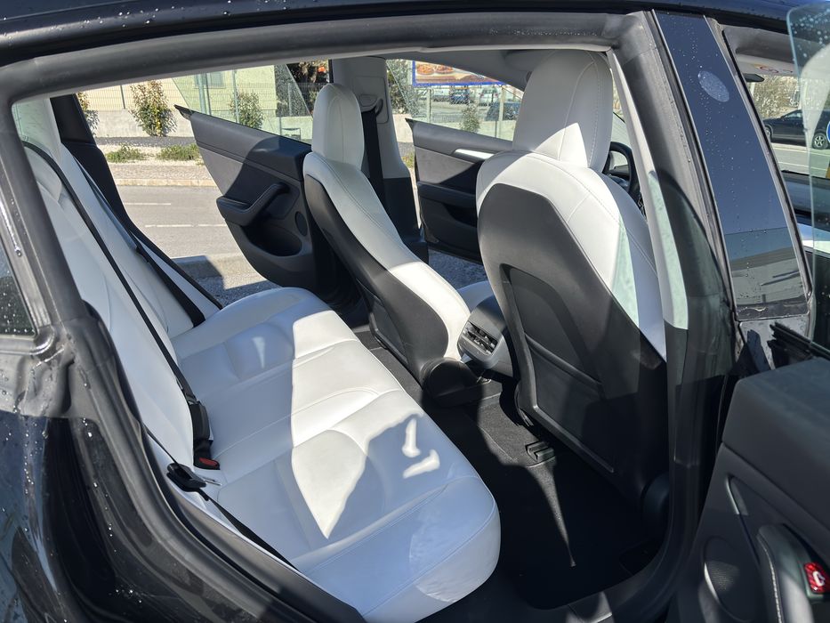 tesla model 3 long renge dual motor (financiamento se tiver interesse)