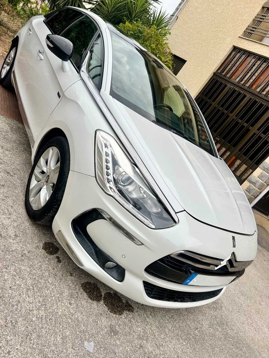 Citroën DS5 2.0 HDi Hybrid4 Sport Chic 200cv | Top-of-the-Range Version