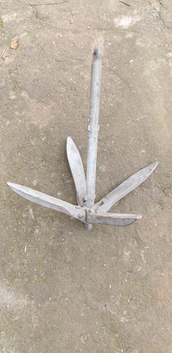Ancora galvanizada para embarcação / barco com peso 3.5 kg / 4kg