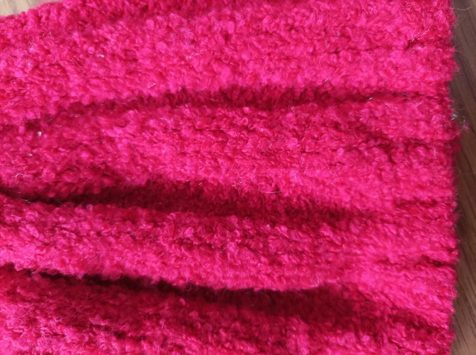 Czapka czerwona zimowa