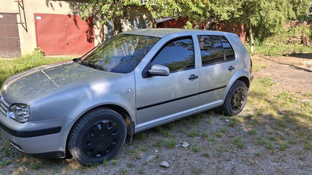 Volkswagen Golf 4