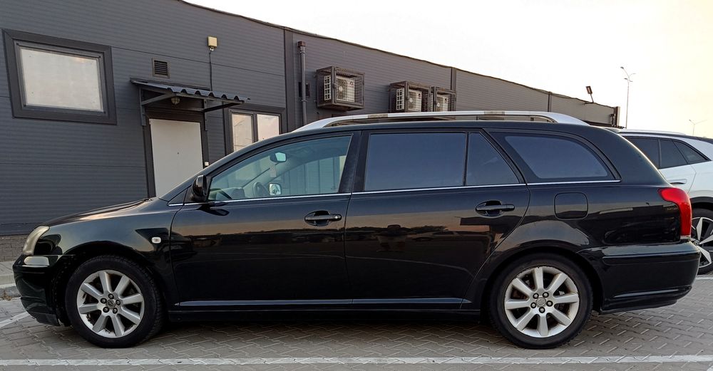 Toyota avensis 2,0 D4D турбодизель універсал