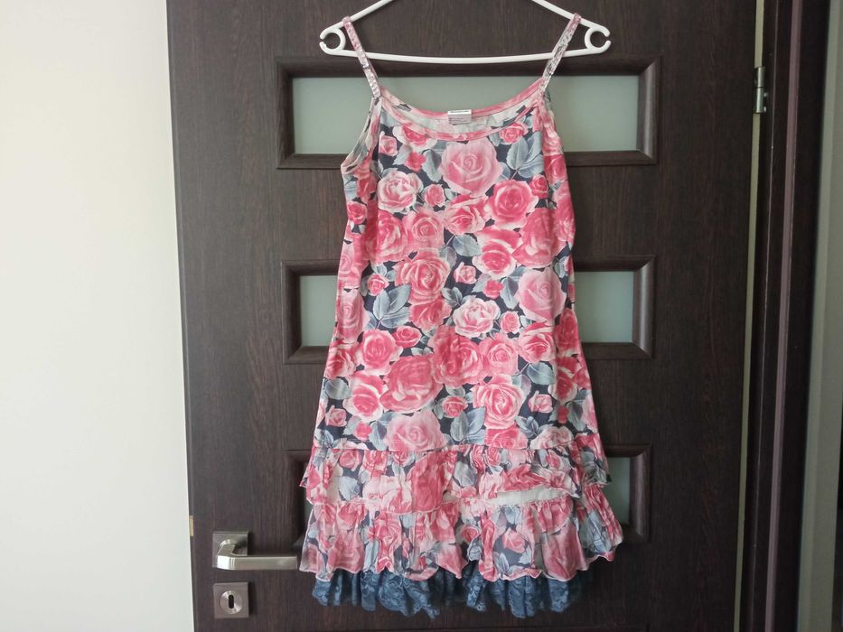 Letnia krótka sukienka na ramiączkach Różowa w kwiatki 38 M 40 L