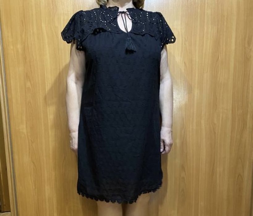 Сукня, плаття  із прошви