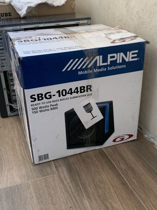Сабвуфер alpine SBG-1044br