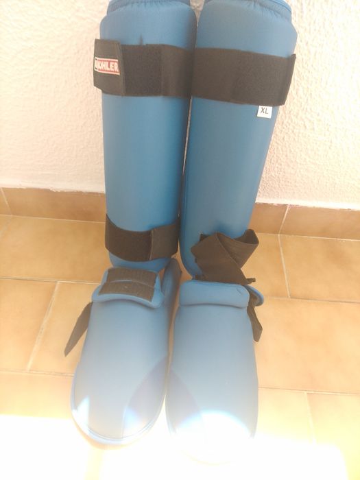 Caneleiras Kickboxing Kohler