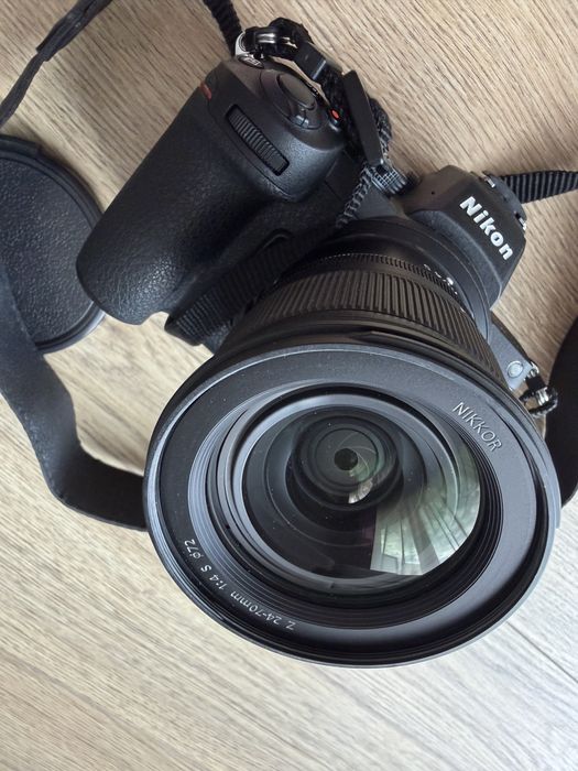 Nikon Z5 + NIKKOR Z 24-70mm f/4 S + FTZ II | Full Frame | zestaw