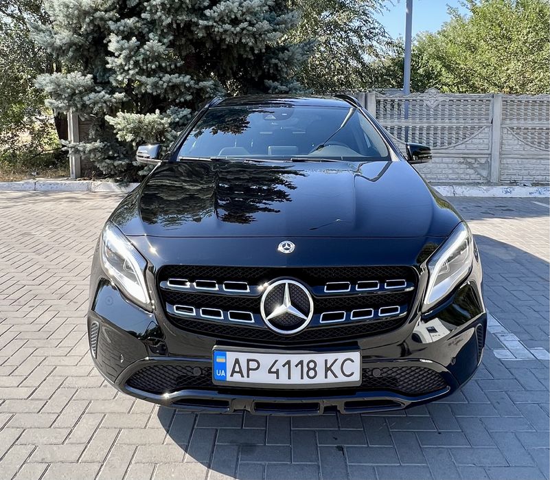Mercedes-Benz GLA200d, 2019 рік