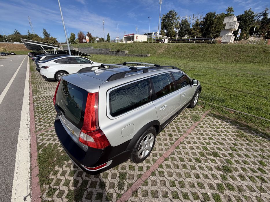 VOLVO XC70  -  D5