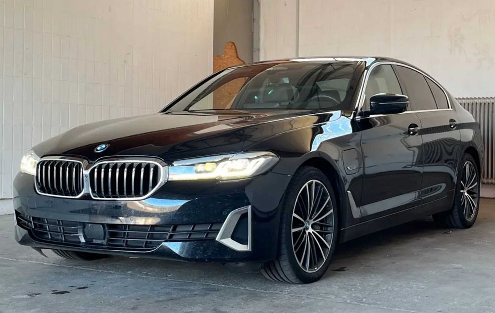 Бампер , фари BMW G30 LCI рестайлінг разборка