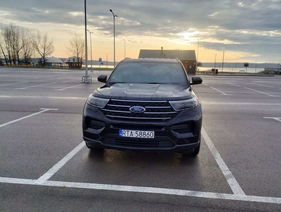Ford Explorer 6 osobowy duży suv z nowa instalacja LPG
