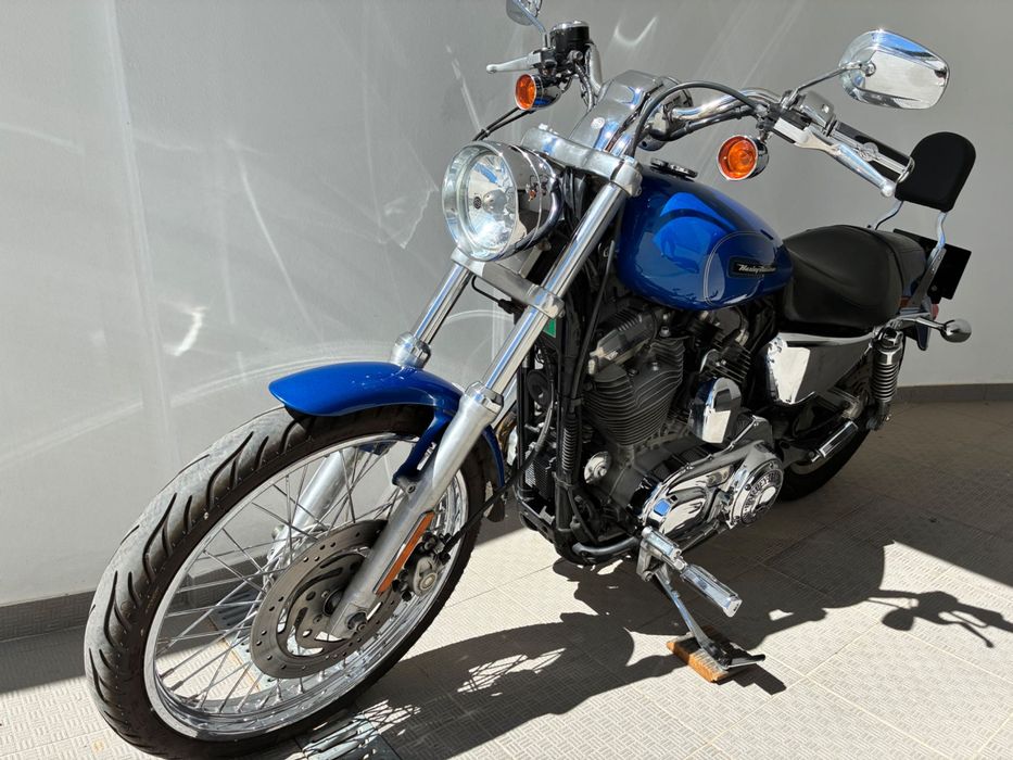 Harley Davidson Sportster XL 883 Custom
