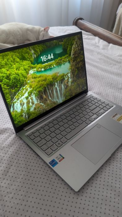 Portátil ASUS Vivobook 16 F1605ZA - Como Novo - Com Garantia