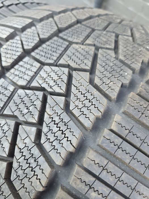 325/35/22-275/40/22 Continental ts860S super kpl 8,2mm Demo