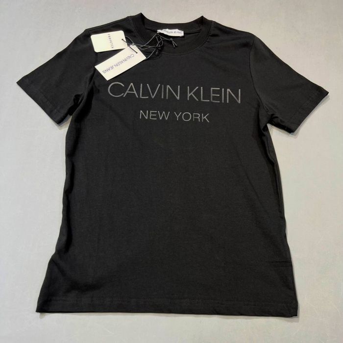 Футболка мужская Hugo Boss с красным квадратом