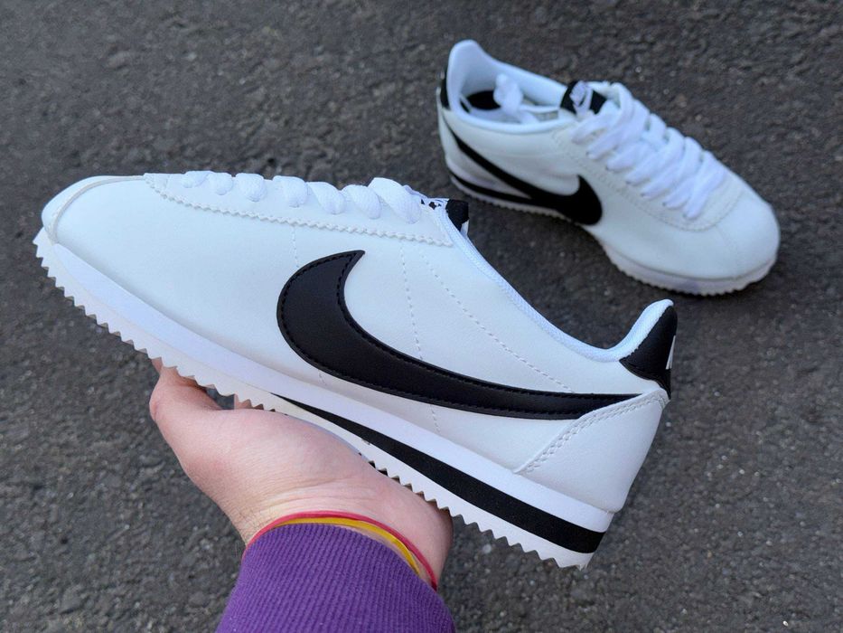 nike cortez різних кольорів. Розміри 36-40
