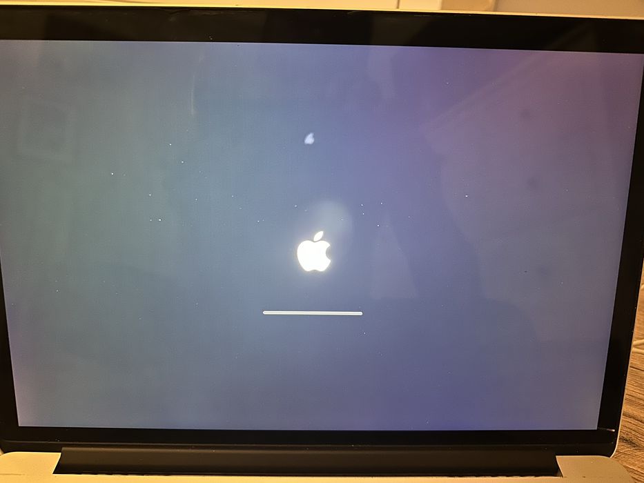 Macbook Pro Retina 2012 sprawny tanio