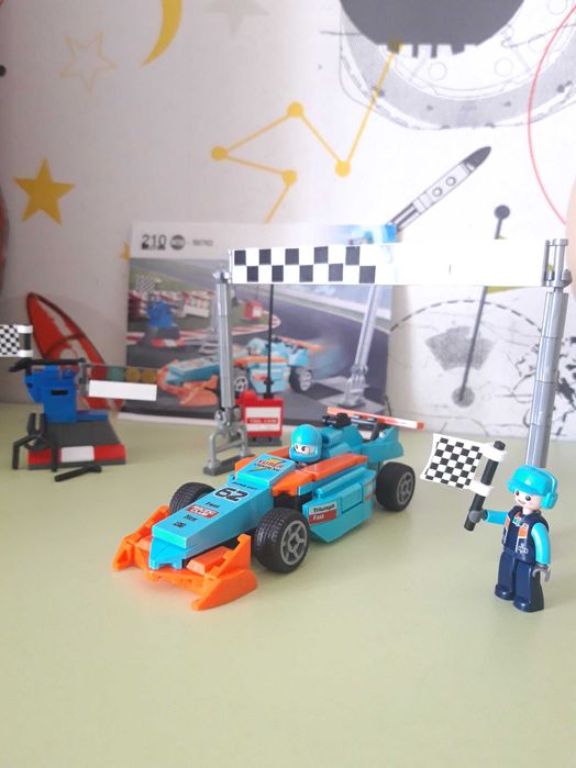 Конструктор лего  qman машина