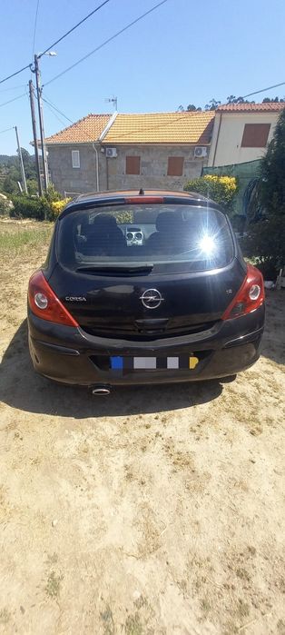 Opel Corsa E 1.2 75cv — photo 2
