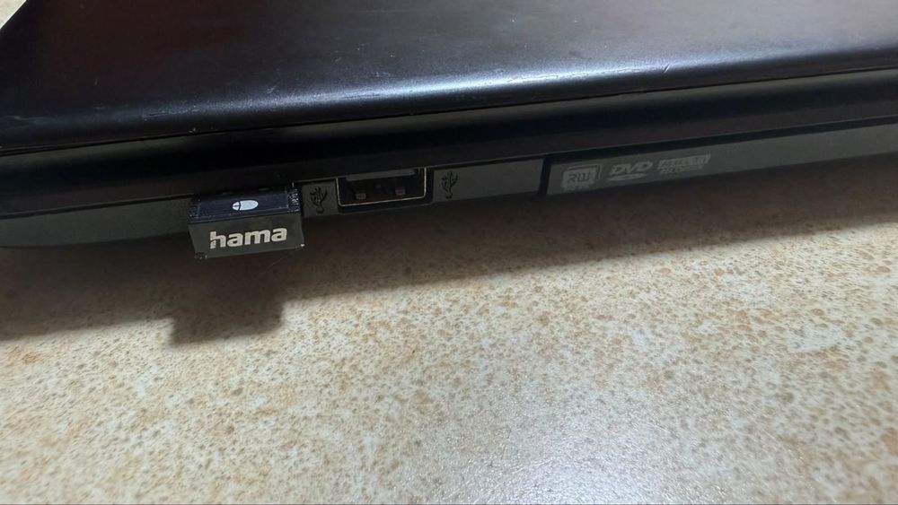 Acer Aspire E1 522