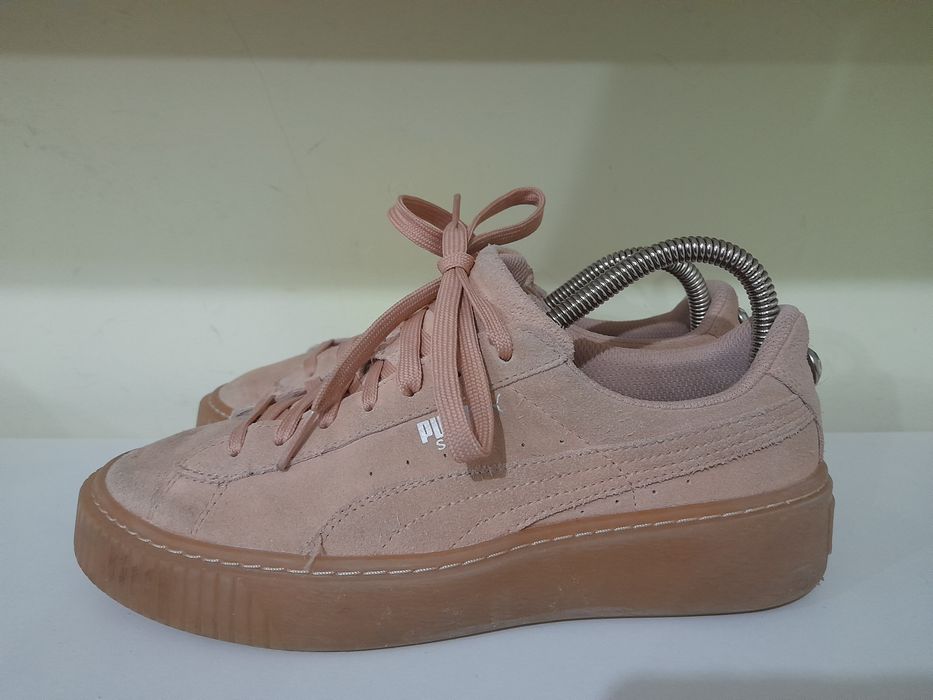 Женские кроссовки Puma Suede Platform Speckled, 38( 24 см)

Источник
