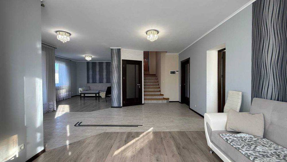 House in Sokilnyky, Panska Hora - View 5