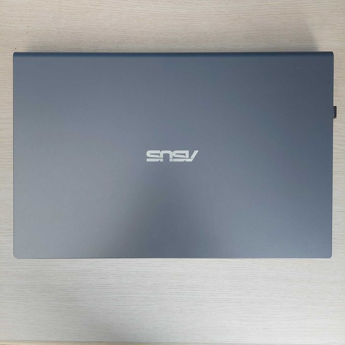 Laptop ASUS D515D - używany + mysz SilverCrest HG06607A