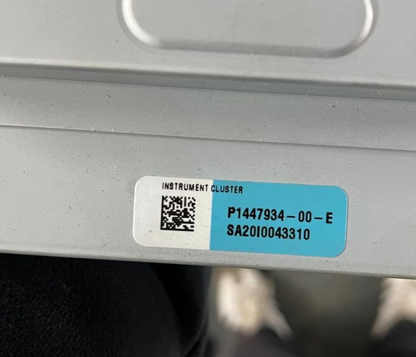 MCU Intel Tesla Model S Model X МЦУ Інтел Тесла Модел С Модел Х
