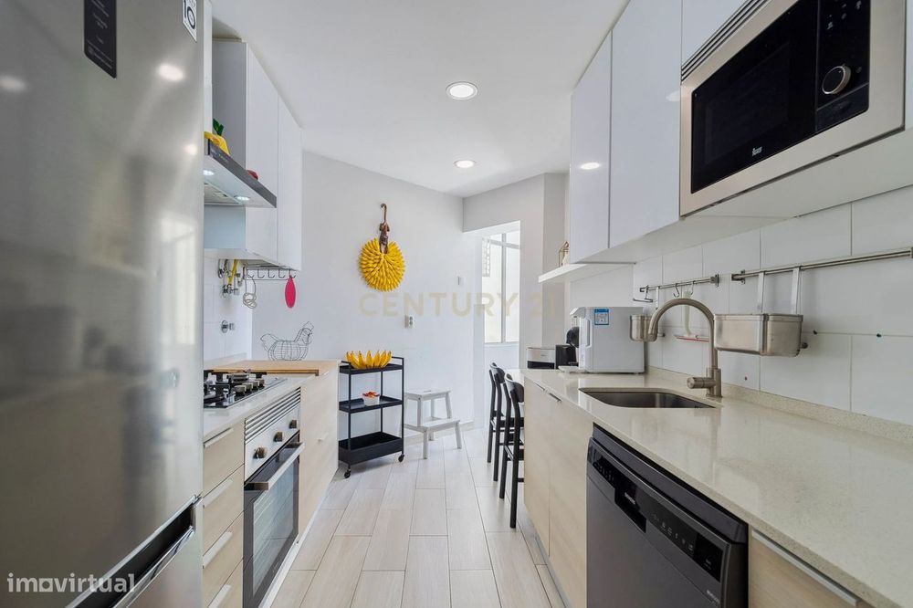 Apartamento T-3 com Terraço  Almada