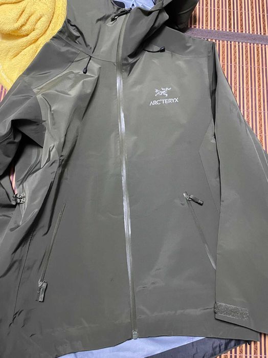 Handsome waterproof jacket