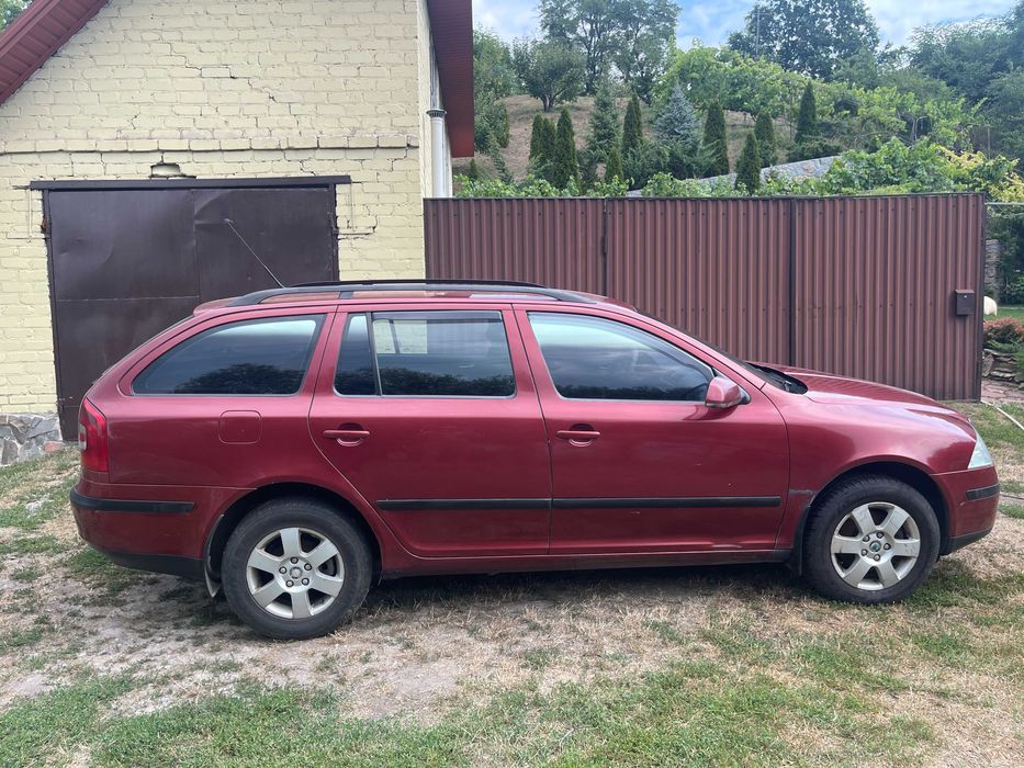 автомобіль шкода А 5.