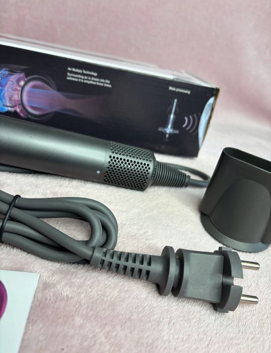 Фен Dyson Дайсон