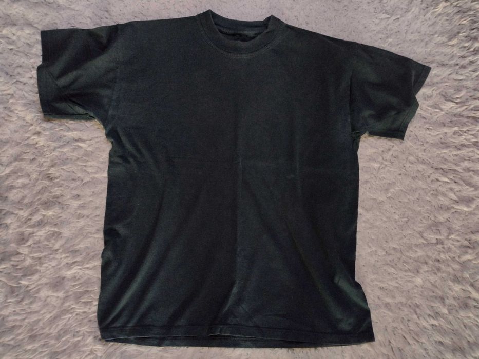 ciepła bluza z kapturem L/XL  + 3 koszulki