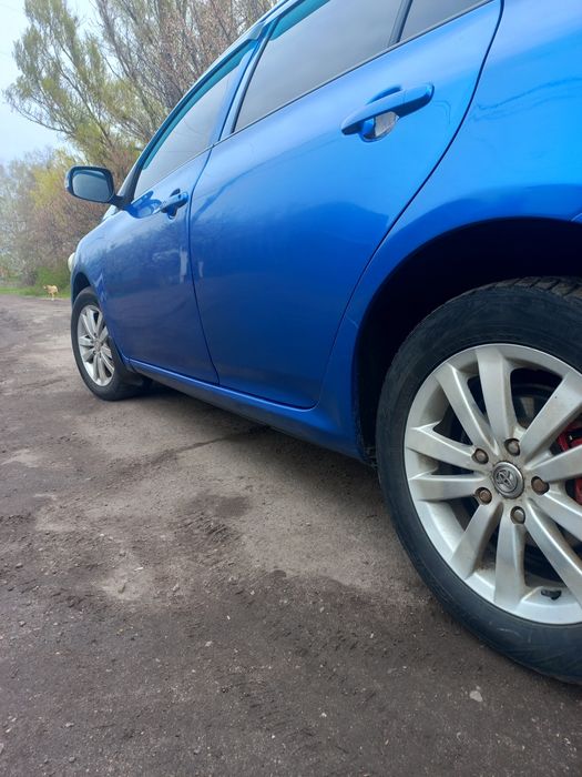 Продам тойоту королу