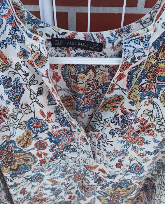 Blusa com cornucópias