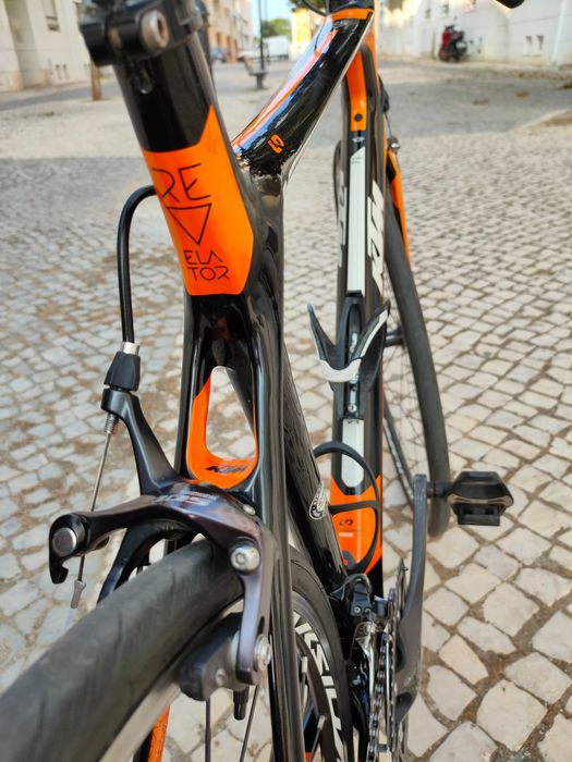 Bicicleta de estrada KTM Revelator 3500