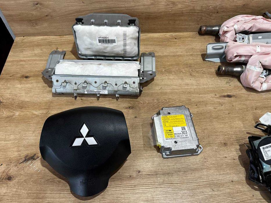 Безопасность Безпека Подушка Airbag Ремні Mitsubishi ASX Outlander Spo