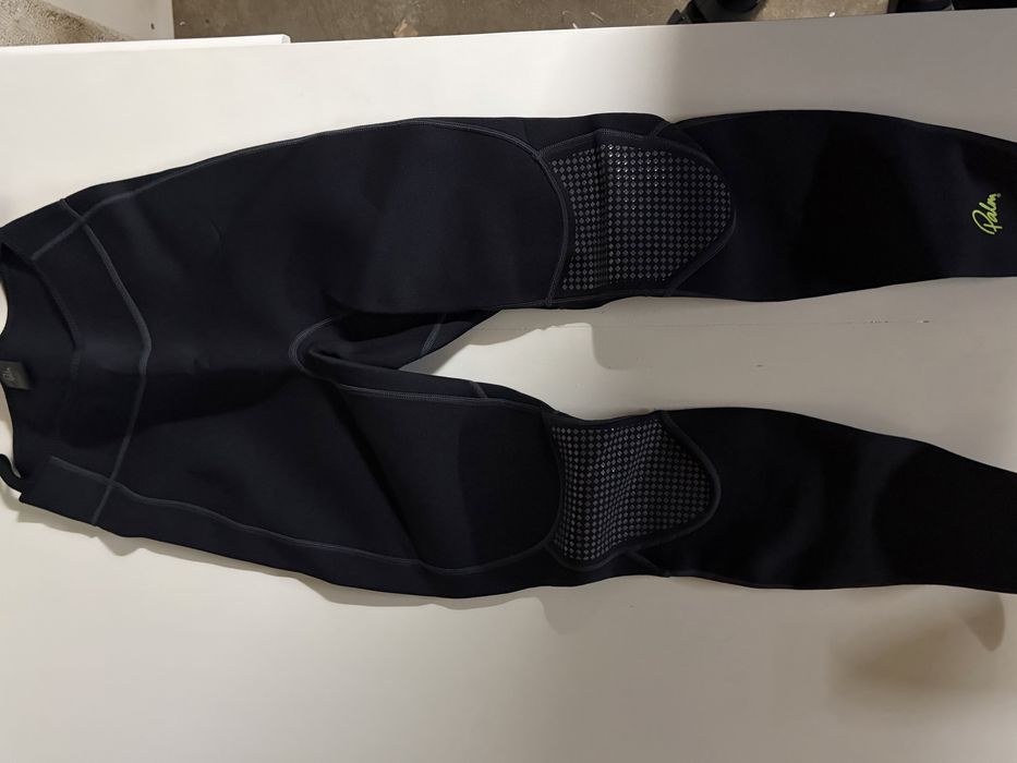 Calças neoprene Palm 3mm - novas