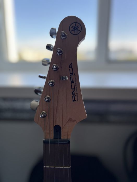 Електро гітара yamaha pacifica