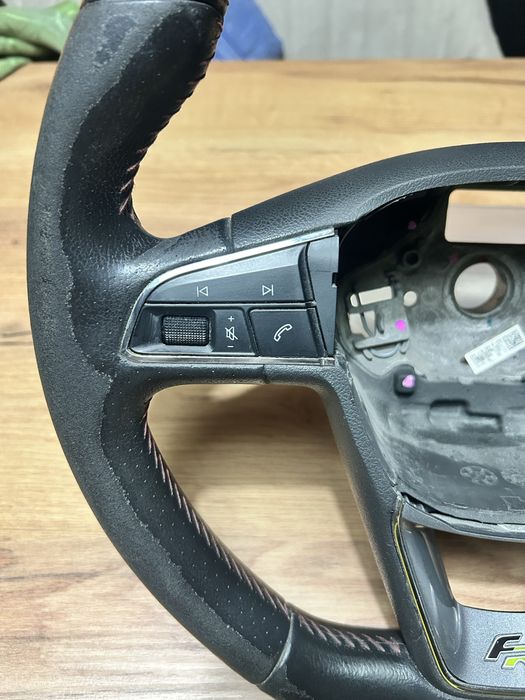 Volante SEAT Ibiza FR Edição Especial 30 anos
