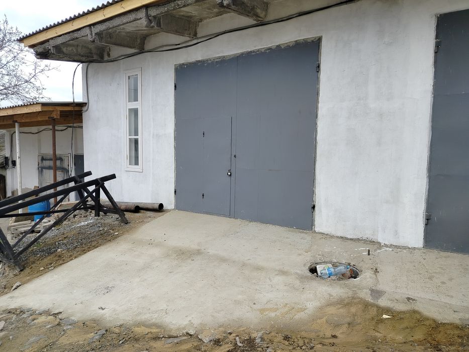 Здається приміщення