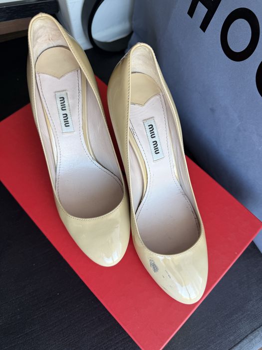 Sapato salto alto Miu Miu