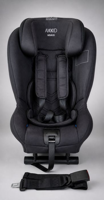 Dziecięcy fotelik samochodowy Axkid Minikid 0-25kg