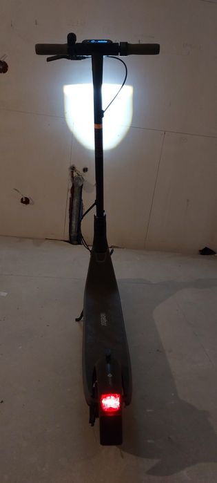 Hulajnoga elektryczna Segway Nineboot E2 prawie nowa