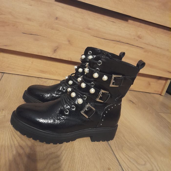 Buty lakierowane, za kostkę, DeeZee,  rozmiar 37