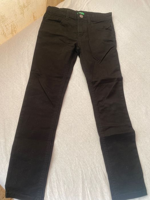 Продам джинси на хлопчика