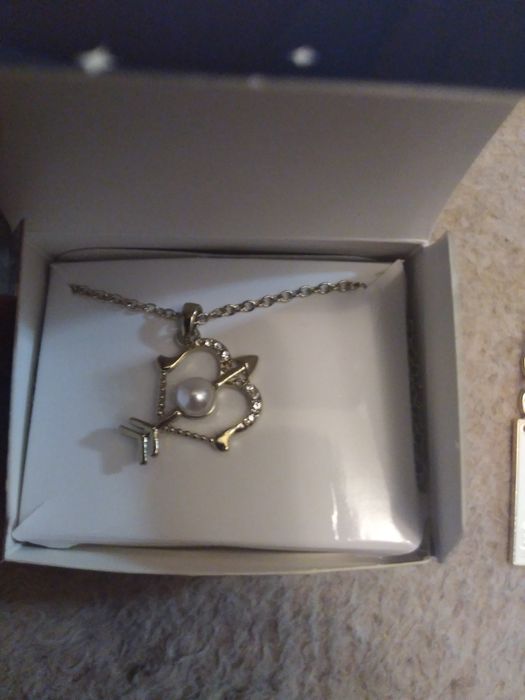 Продам брелки Evon