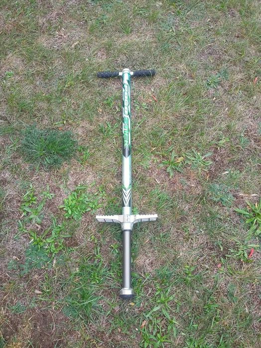 Pogo stick waga 35-80kg